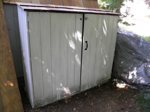 Closed shed
